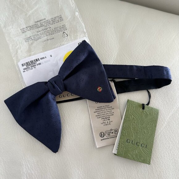 New Silk Gucci GG Jacquard Blue Bow Tie - Picture 2 of 6